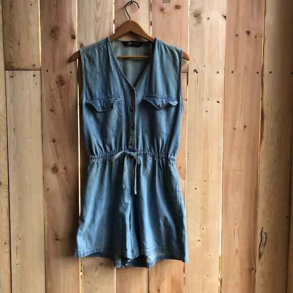 Denim Shorts Romper || Size S || Summer Romper - Picture 2 of 10